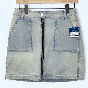 NWT Arizona Jean Co. Zip Up Denim Skirt